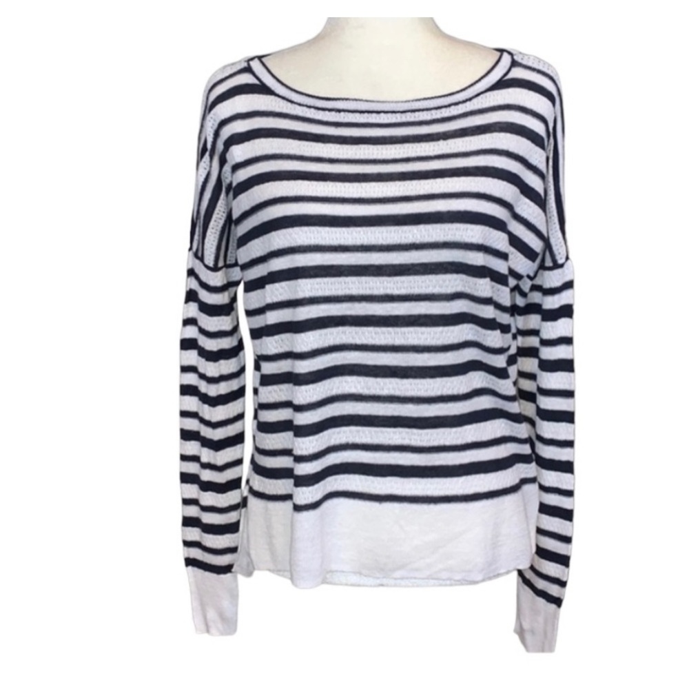 Cynthia Rowley Linen Light weight sweater white and navy Stripe 100% linen Sz XL